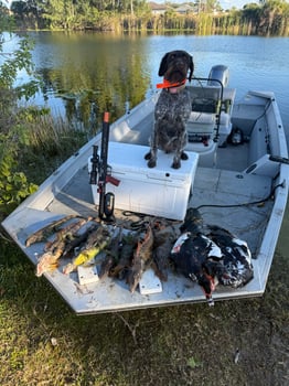 Boat photo for Iguana Hunt With Iguana DOG!!!