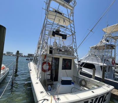Boat photo for 36' Hatteras State Water Trips