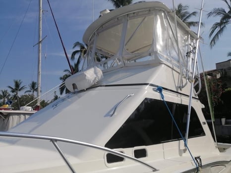 Boat photo for 4-6 Hr Luxury Fishing NV 