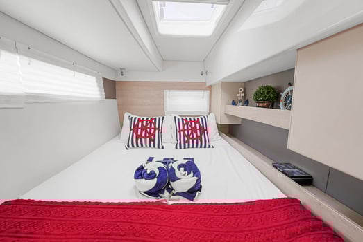 Boat photo for Half Day Luxury Yacht Experience