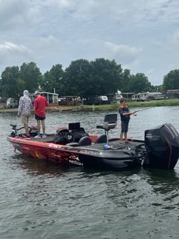 Boat photo for Lake Ray Roberts Largemouth Bass
