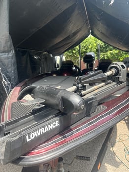 Boat photo for Iguana Hunt 