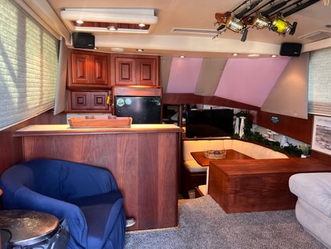 Boat photo for Offshore Adventure 