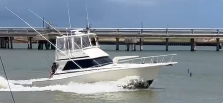 Boat photo for Offshore Adventure 