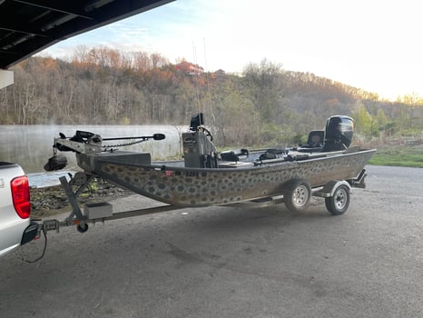 Boat photo for East Tennessee River Bass Fishing