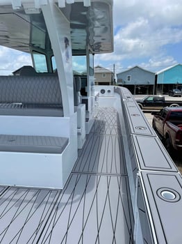 Boat photo for Venice Offshore Adventure