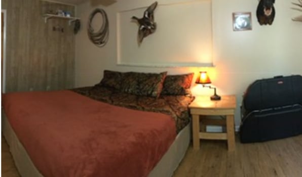 Lodge photo for Thermal Hog Harvest (w/ Lodging)