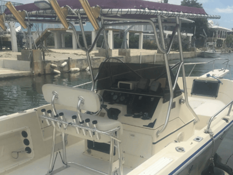 Boat photo for FL Keys Reefs And Wrecks Fishing 