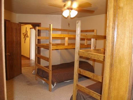 Lodge photo for Oklahoma Thermal Hog Hunt