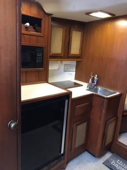 Boat photo for 1/2 Day 4hr Inshore Striped Bass AM