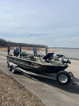 Boat photo for Jug-lining For Catfish On MTL