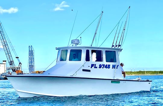 Boat photo for Offshore Trip - 33' Stuart Angler