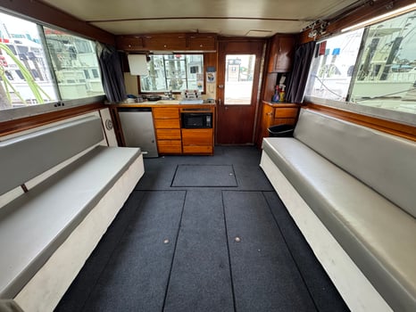 Boat photo for 6 Hr Bottom Fishing 