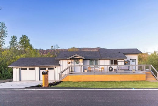 Lodge photo for Buoy 10 Salmon Fishing Trip