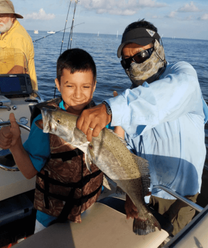 Trophy Redfish & Trout Wade/Drift - 22’ Transport
