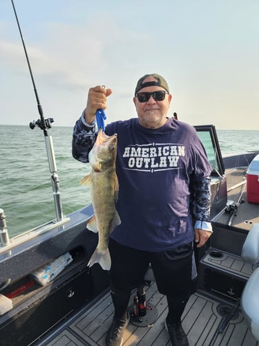 Half-Day Lake Erie Hook-Up In Avon Lake