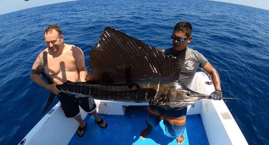 Gitana Fishing - Half Day Offshore In Playa Herradura