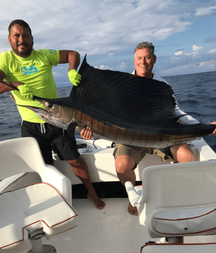 Half Day Offshore In Playa Herradura