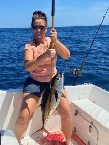 Gitana Fishing - Half Day Offshore In Playa Herradura