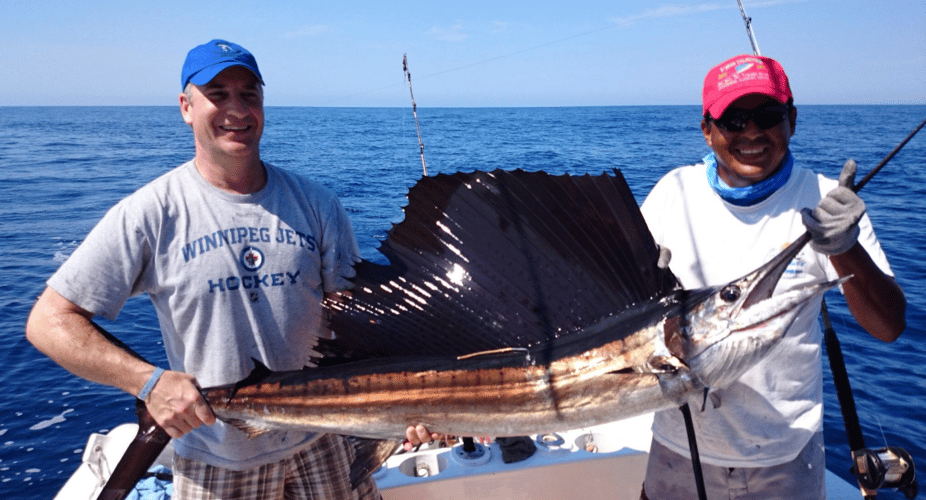 Half Day Offshore In Playa Herradura