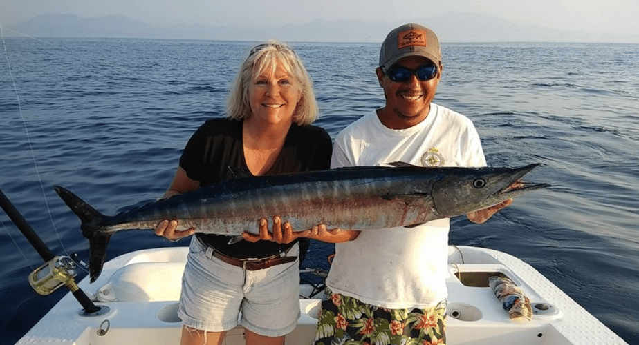 Gitana Fishing - Half Day Offshore In Playa Herradura