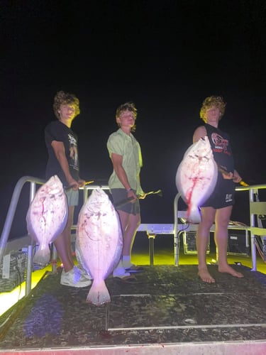 Night Time Flounder Gigging In Port O'Connor