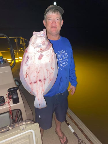 Night Time Flounder Gigging In Port O'Connor