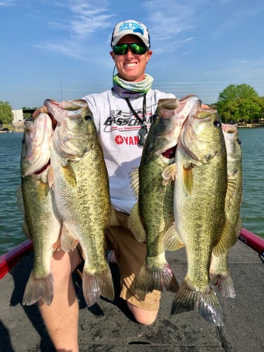 Central Texas Bass Fishing In Spicewood