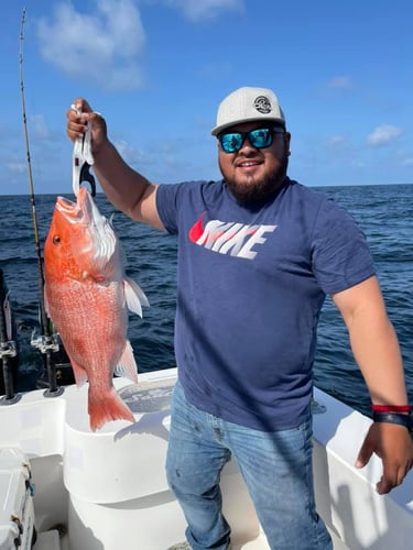 Going Deep - 35' Sea Hunter In Galveston