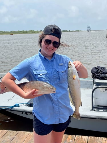Inshore - 24’ El Pescador Cat In Port O'Connor