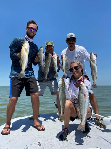 Rockport Bay-Full Day Fishing In Rockport