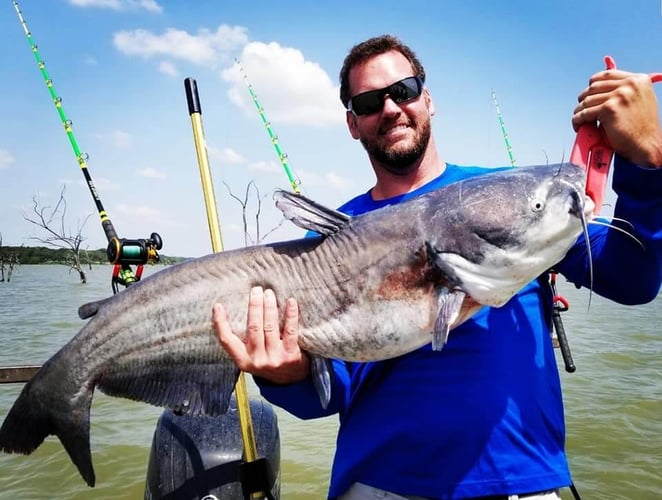 Lake Ray Hubbard Trophy Catfish Trip In Dallas