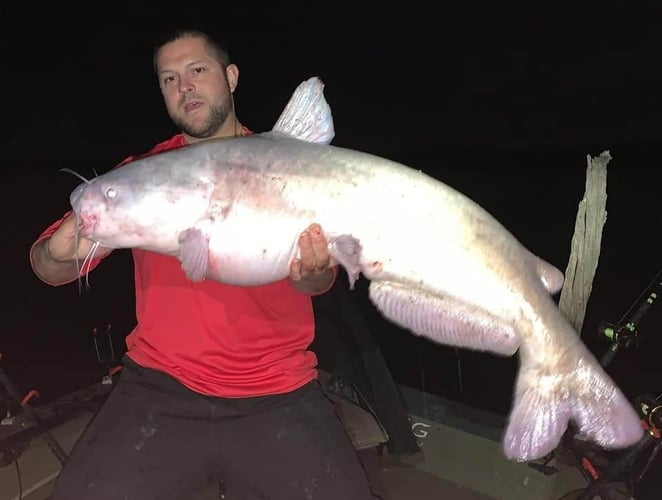 Lake Ray Hubbard Trophy Catfish Trip In Dallas