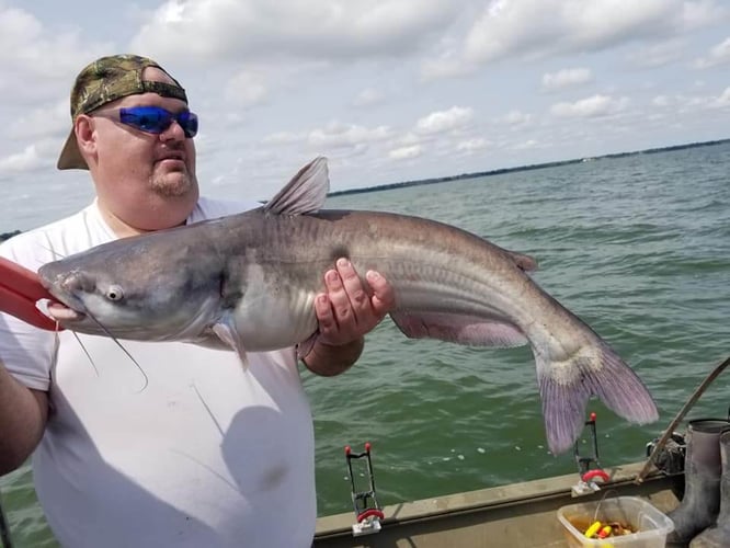 Lake Ray Hubbard Trophy Catfish Trip In Dallas