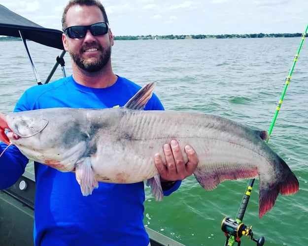 Lake Ray Hubbard Trophy Catfish Trip In Dallas