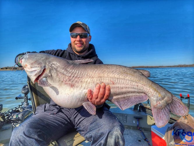 Lake Ray Hubbard Trophy Catfish Trip In Dallas