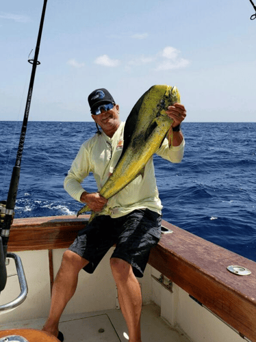 Hot Pursuit In The Gulf Stream In Islamorada