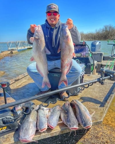 Lake Ray Hubbard Trophy Catfish Trip In Dallas