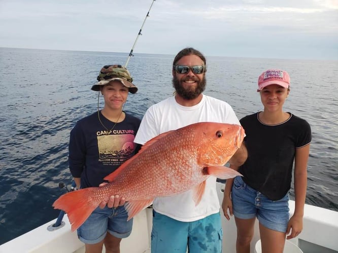 Half Day Offshore - 28' Dusky In Pensacola