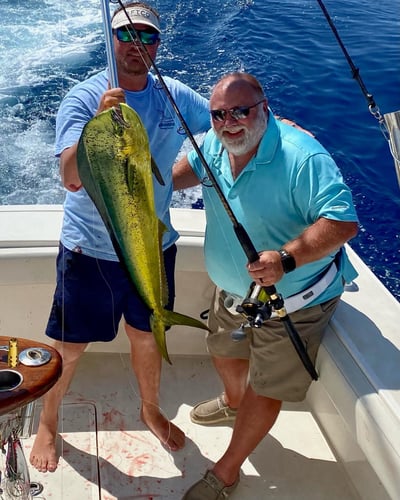 Big Fish Luxury Charter In Mount Pleasant