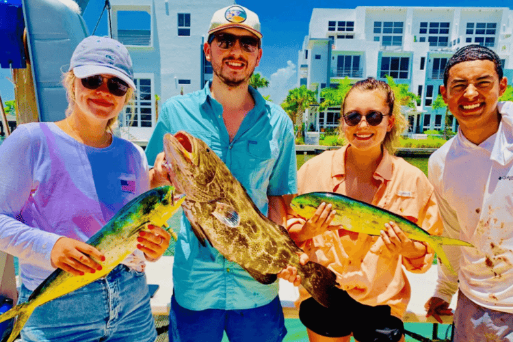 Open Ocean Big Game - 42' Sea Ray in Miami