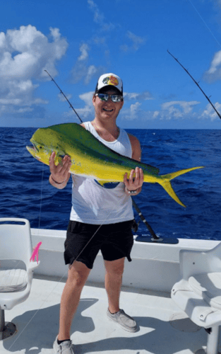 Full Day Offshore - 40' Key West in Islamorada