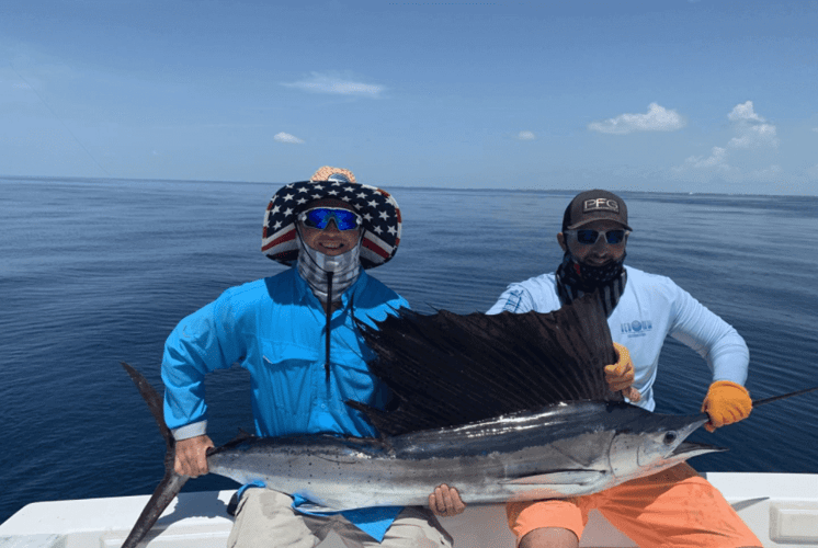 Full Day Offshore - 40' Key West in Islamorada