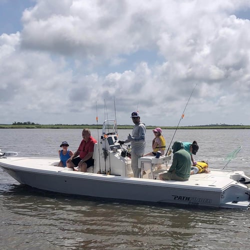 New Orleans Shallow Water Slam - 23’ Pathfinder