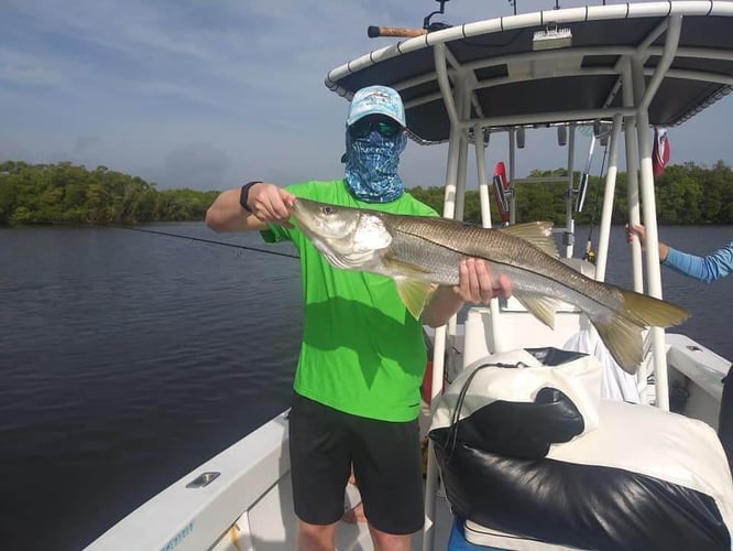 Inshore Bay Trip - 23' Aqua Star In Cape Coral