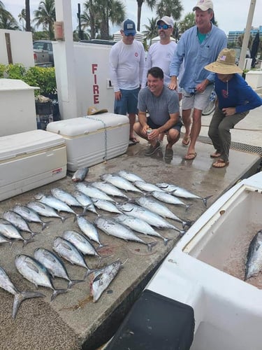 4-8 Hour Fishing Trip - 45’ Hatteras