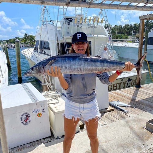 6 Hour Offshore - 53' Hatteras In Pompano Beach