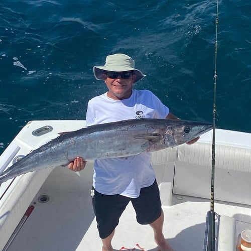 6 Hour Offshore - 53' Hatteras In Pompano Beach