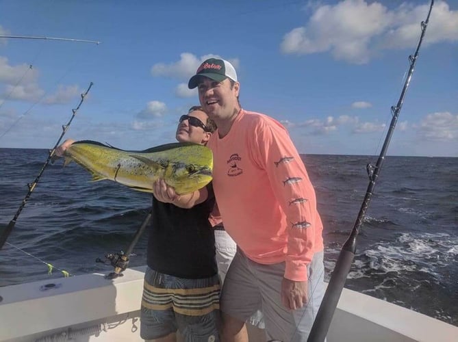 Full Day Offshore Fishing Trip In Riviera Beach