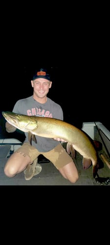 Wallhanger Musky Guide Trips in Eagle River